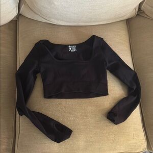 Black Fitted Long Sleeve Crop Top